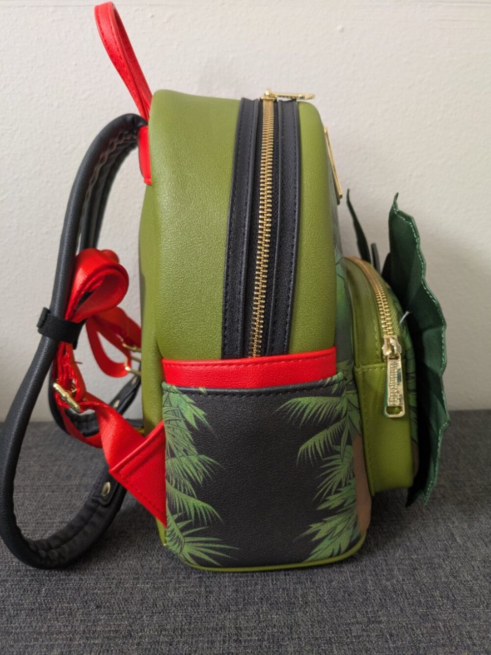 Jurassic Park 30th Anniversary Loungefly Dilophosaurus Mini Backpack - Picture 8 of 8